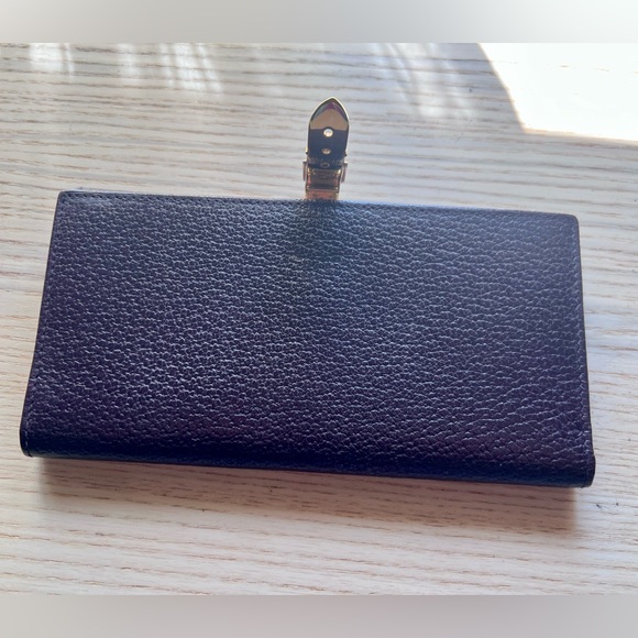 Gucci Long Bifold Wallet, Vintage Buckle Clasp - Picture 5 of 11